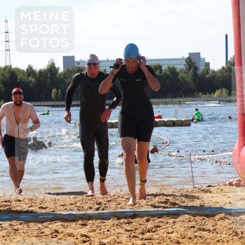 07.09.2025 - 19. Norderstedt Triathlon Luisa Fischer http://msf.ph/oto/8762249 07.09.2025 12:10:59 Schwimmen 145, 183, 1283, 1362 meine-sportfotos.de
