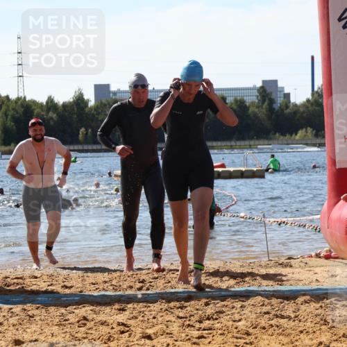07.09.2025 - 19. Norderstedt Triathlon Luisa Fischer http://msf.ph/oto/8762253 07.09.2025 12:10:59 Schwimmen 145, 183, 1283, 1362 meine-sportfotos.de