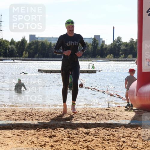 07.09.2025 - 19. Norderstedt Triathlon Luisa Fischer http://msf.ph/oto/8762283 07.09.2025 14:26:33 Schwimmen 1488 meine-sportfotos.de