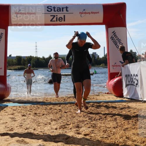 07.09.2025 - 19. Norderstedt Triathlon Luisa Fischer http://msf.ph/oto/8762294 07.09.2025 12:11:01 Schwimmen 145, 183, 1238, 1283, 1362 meine-sportfotos.de