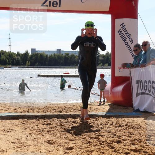 07.09.2025 - 19. Norderstedt Triathlon Luisa Fischer http://msf.ph/oto/8762301 07.09.2025 14:26:34 Schwimmen 1488 meine-sportfotos.de