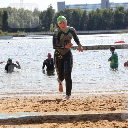 07.09.2025 - 19. Norderstedt Triathlon Luisa Fischer http://msf.ph/oto/8762323 07.09.2025 14:26:41 Schwimmen 448, 1488 meine-sportfotos.de