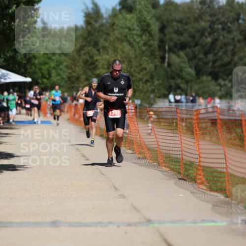 07.09.2025 - 19. Norderstedt Triathlon Michael Strokosch http://msf.ph/oto/8762324 07.09.2025 13:18:13 Laufen 241, 698, 1317 meine-sportfotos.de