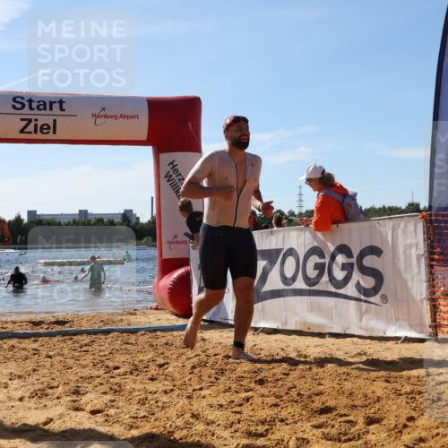 07.09.2025 - 19. Norderstedt Triathlon Luisa Fischer http://msf.ph/oto/8762349 07.09.2025 12:11:04 Schwimmen 145, 183, 712, 1238, 1283 meine-sportfotos.de