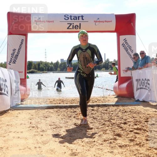 07.09.2025 - 19. Norderstedt Triathlon Luisa Fischer http://msf.ph/oto/8762363 07.09.2025 14:26:44 Schwimmen 448, 1488, 1495 meine-sportfotos.de