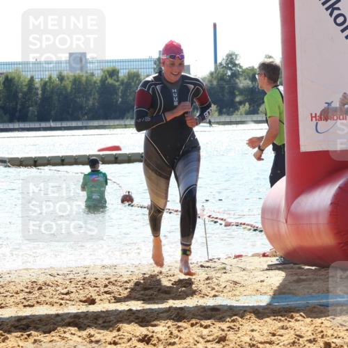 07.09.2025 - 19. Norderstedt Triathlon Luisa Fischer http://msf.ph/oto/8762368 07.09.2025 14:26:49 Schwimmen 448, 887, 1495 meine-sportfotos.de