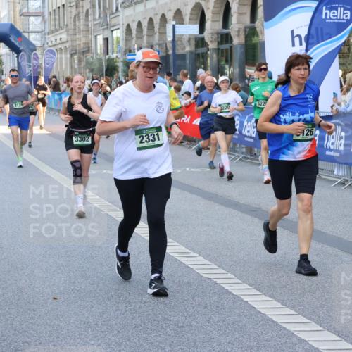 07.09.2025 - BARMER Alsterlauf Strokosch-Dieckow http://msf.ph/oto/8762370 07.09.2025 10:12:25 Ziel 2041, 2432, 2462, 2649, 3182, 3448, 3486, 3580, 3880, 3973, 4100, 4136, 4175, 4280, 4397, 4462, 4789, 4792, 4852, 5732, 5865, 5897, 5919, 8046, 8058, 8060, 8061, 8125, 8357 meine-sportfotos.de