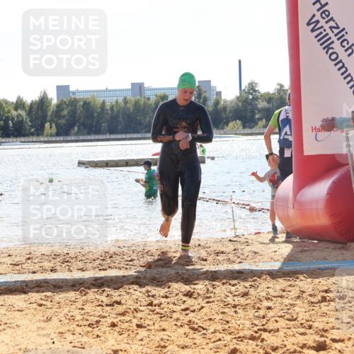 07.09.2025 - 19. Norderstedt Triathlon Luisa Fischer http://msf.ph/oto/8762401 07.09.2025 14:26:51 Schwimmen 448, 887, 1495 meine-sportfotos.de