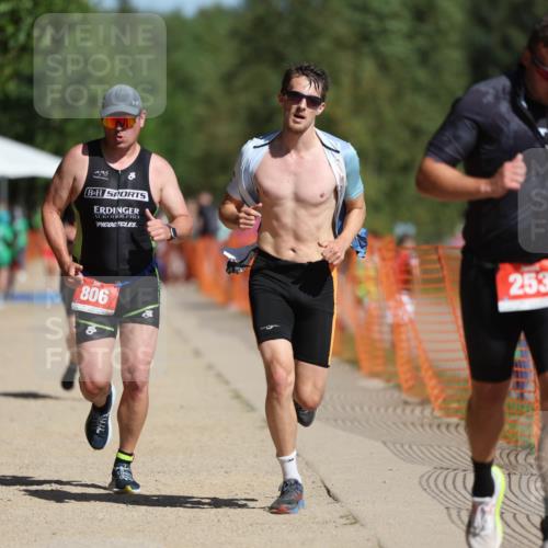 07.09.2025 - 19. Norderstedt Triathlon Michael Strokosch http://msf.ph/oto/8762415 07.09.2025 12:08:51 Laufen 185, 253, 806, 1244 meine-sportfotos.de