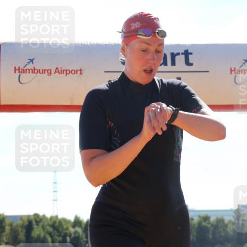 07.09.2025 - 19. Norderstedt Triathlon Luisa Fischer http://msf.ph/oto/8762420 07.09.2025 14:27:11 Schwimmen 390 meine-sportfotos.de