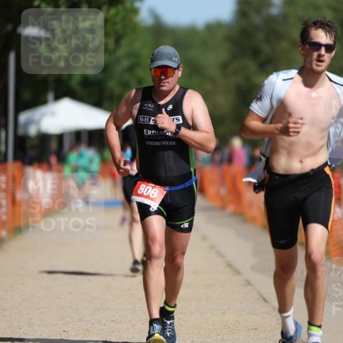 07.09.2025 - 19. Norderstedt Triathlon Michael Strokosch http://msf.ph/oto/8762429 07.09.2025 12:08:52 Laufen 185, 253, 806, 1244 meine-sportfotos.de
