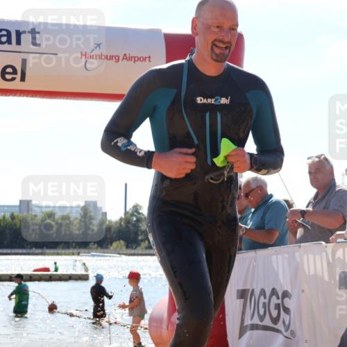 07.09.2025 - 19. Norderstedt Triathlon Luisa Fischer http://msf.ph/oto/8762439 07.09.2025 14:27:23 Schwimmen 1494 meine-sportfotos.de