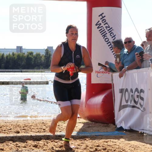 07.09.2025 - 19. Norderstedt Triathlon Luisa Fischer http://msf.ph/oto/8762457 07.09.2025 14:28:33 Schwimmen 461 meine-sportfotos.de