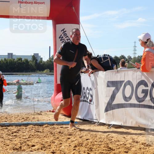 07.09.2025 - 19. Norderstedt Triathlon Luisa Fischer http://msf.ph/oto/8762460 07.09.2025 12:11:16 Schwimmen 712, 781, 1238, 1317 meine-sportfotos.de