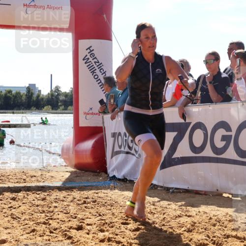 07.09.2025 - 19. Norderstedt Triathlon Luisa Fischer http://msf.ph/oto/8762473 07.09.2025 14:28:34 Schwimmen 461 meine-sportfotos.de