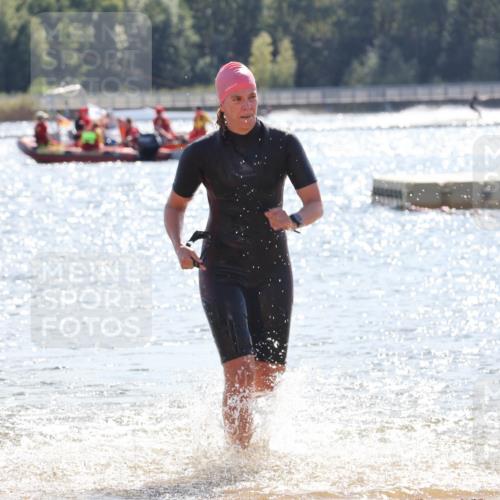 07.09.2025 - 19. Norderstedt Triathlon Luisa Fischer http://msf.ph/oto/8762477 07.09.2025 14:28:43 Schwimmen 387, 461 meine-sportfotos.de