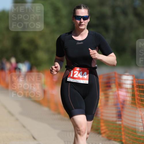 07.09.2025 - 19. Norderstedt Triathlon Michael Strokosch http://msf.ph/oto/8762482 07.09.2025 12:08:57 Laufen 185, 793, 806, 1244 meine-sportfotos.de