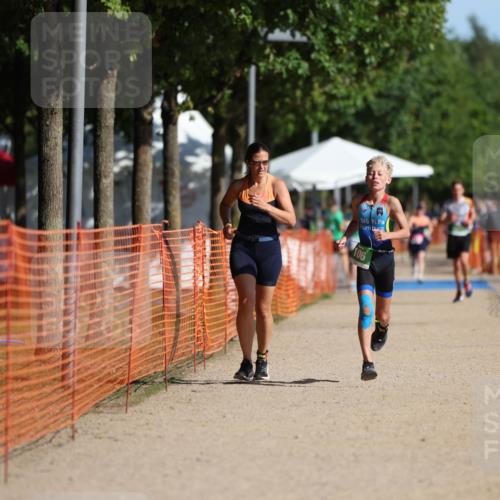 07.09.2025 - 19. Norderstedt Triathlon Michael Strokosch http://msf.ph/oto/8762500 07.09.2025 10:46:51 Laufen 106, 646, 1144 meine-sportfotos.de