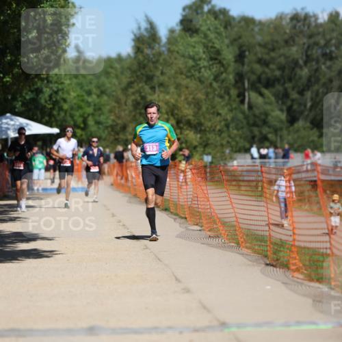 07.09.2025 - 19. Norderstedt Triathlon Michael Strokosch http://msf.ph/oto/8762503 07.09.2025 13:18:23 Laufen 313, 698 meine-sportfotos.de