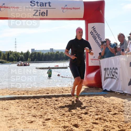 07.09.2025 - 19. Norderstedt Triathlon Luisa Fischer http://msf.ph/oto/8762541 07.09.2025 14:28:47 Schwimmen 387 meine-sportfotos.de