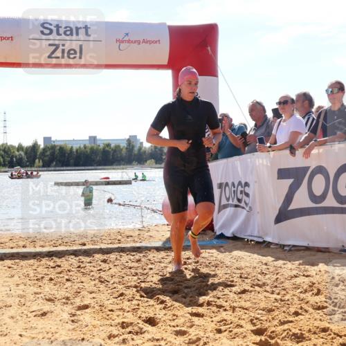 07.09.2025 - 19. Norderstedt Triathlon Luisa Fischer http://msf.ph/oto/8762542 07.09.2025 14:28:48 Schwimmen 387 meine-sportfotos.de
