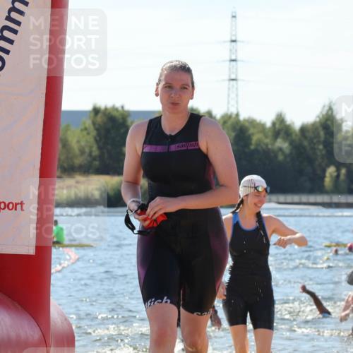 07.09.2025 - 19. Norderstedt Triathlon Luisa Fischer http://msf.ph/oto/8762556 07.09.2025 12:11:28 Schwimmen 175, 265, 307, 781, 858, 1317, 1345, 1374, 1391 meine-sportfotos.de