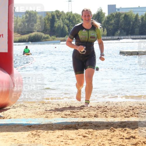 07.09.2025 - 19. Norderstedt Triathlon Luisa Fischer http://msf.ph/oto/8762559 07.09.2025 14:31:43 Schwimmen 1482 meine-sportfotos.de