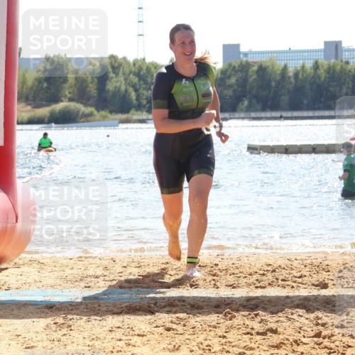 07.09.2025 - 19. Norderstedt Triathlon Luisa Fischer http://msf.ph/oto/8762566 07.09.2025 14:31:44 Schwimmen 1482 meine-sportfotos.de