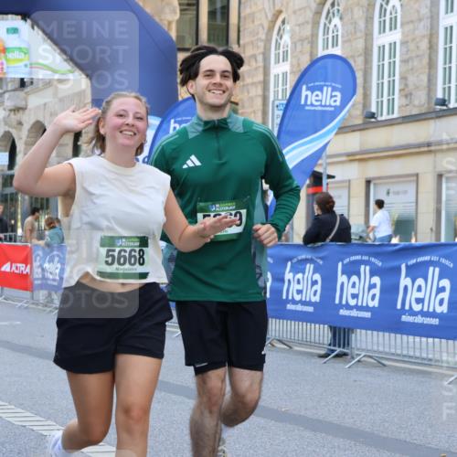 07.09.2025 - BARMER Alsterlauf Strokosch-Dieckow http://msf.ph/oto/8762572 07.09.2025 10:28:25 Ziel 2485, 3542, 3553, 4688, 4689, 4804, 5985 meine-sportfotos.de