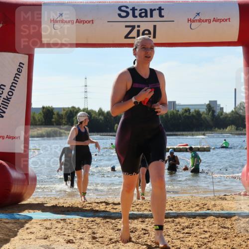 07.09.2025 - 19. Norderstedt Triathlon Luisa Fischer http://msf.ph/oto/8762587 07.09.2025 12:11:30 Schwimmen 175, 265, 307, 781, 858, 1221, 1345, 1374, 1391 meine-sportfotos.de