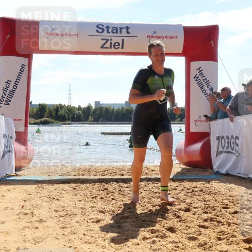 07.09.2025 - 19. Norderstedt Triathlon Luisa Fischer http://msf.ph/oto/8762592 07.09.2025 14:31:46 Schwimmen 1482 meine-sportfotos.de