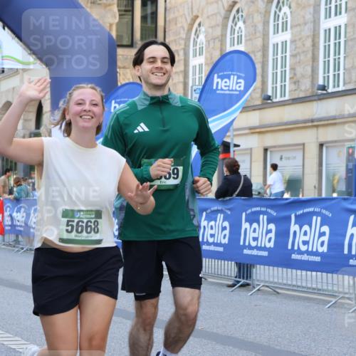 07.09.2025 - BARMER Alsterlauf Strokosch-Dieckow http://msf.ph/oto/8762607 07.09.2025 10:28:25 Ziel 2485, 3542, 3553, 4688, 4689, 4804, 5985 meine-sportfotos.de