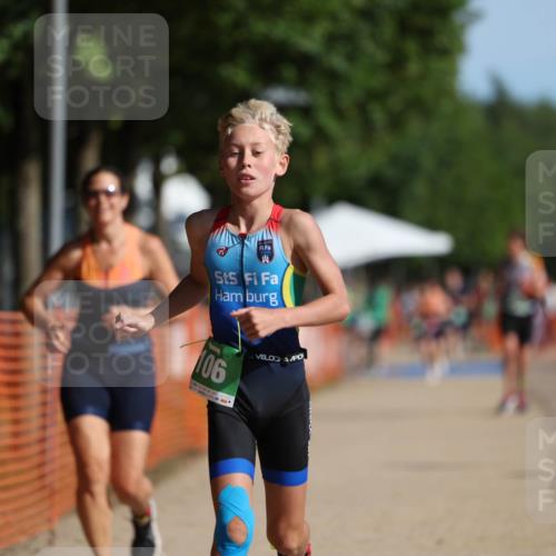 07.09.2025 - 19. Norderstedt Triathlon Michael Strokosch http://msf.ph/oto/8762631 07.09.2025 10:46:55 Laufen 105, 106, 646, 1144 meine-sportfotos.de