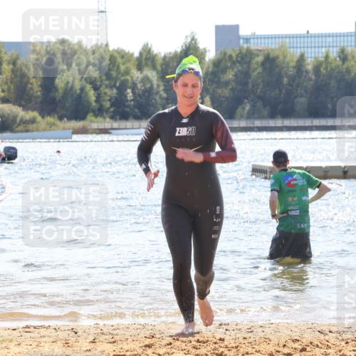 07.09.2025 - 19. Norderstedt Triathlon Luisa Fischer http://msf.ph/oto/8762644 07.09.2025 14:33:14 Schwimmen 466 meine-sportfotos.de