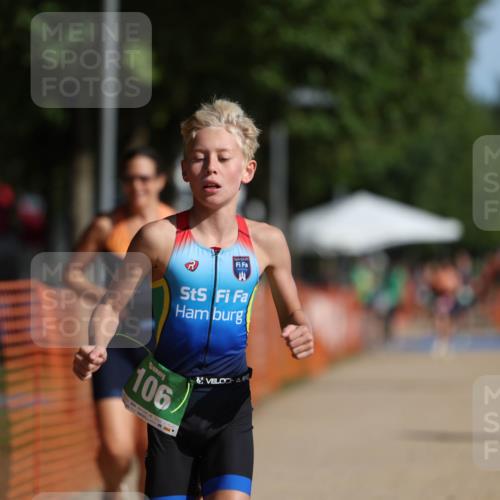 07.09.2025 - 19. Norderstedt Triathlon Michael Strokosch http://msf.ph/oto/8762654 07.09.2025 10:46:56 Laufen 105, 106, 1144 meine-sportfotos.de