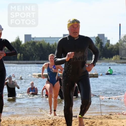 07.09.2025 - 19. Norderstedt Triathlon Luisa Fischer http://msf.ph/oto/8762685 07.09.2025 12:11:35 Schwimmen 175, 187, 265, 307, 858, 1221, 1345, 1374, 1385, 1391 meine-sportfotos.de