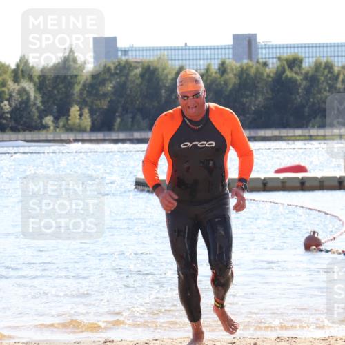 07.09.2025 - 19. Norderstedt Triathlon Luisa Fischer http://msf.ph/oto/8762704 07.09.2025 14:53:40 Schwimmen 956 meine-sportfotos.de