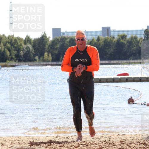 07.09.2025 - 19. Norderstedt Triathlon Luisa Fischer http://msf.ph/oto/8762713 07.09.2025 14:53:41 Schwimmen 956 meine-sportfotos.de