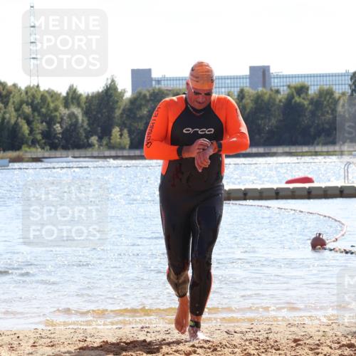 07.09.2025 - 19. Norderstedt Triathlon Luisa Fischer http://msf.ph/oto/8762718 07.09.2025 14:53:41 Schwimmen 956 meine-sportfotos.de