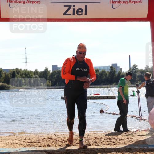 07.09.2025 - 19. Norderstedt Triathlon Luisa Fischer http://msf.ph/oto/8762737 07.09.2025 14:53:43 Schwimmen 956 meine-sportfotos.de