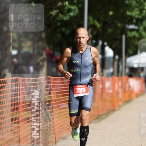 07.09.2025 - 19. Norderstedt Triathlon Michael Strokosch http://msf.ph/oto/8762755 07.09.2025 11:28:36 Laufen 225 meine-sportfotos.de