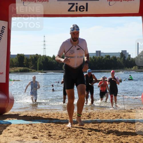 07.09.2025 - 19. Norderstedt Triathlon Luisa Fischer http://msf.ph/oto/8762786 07.09.2025 12:11:41 Schwimmen 159, 175, 187, 304, 750, 1221, 1337, 1360, 1374, 1385, 1391 meine-sportfotos.de