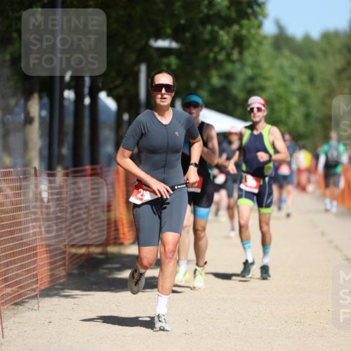 07.09.2025 - 19. Norderstedt Triathlon Michael Strokosch http://msf.ph/oto/8762792 07.09.2025 12:56:59 Laufen 156, 169, 205, 258, 274, 301 meine-sportfotos.de