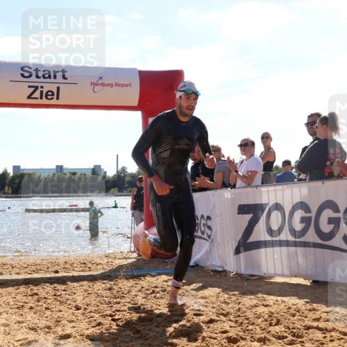 07.09.2025 - 19. Norderstedt Triathlon Luisa Fischer http://msf.ph/oto/8762815 07.09.2025 14:54:43 Schwimmen 1433 meine-sportfotos.de