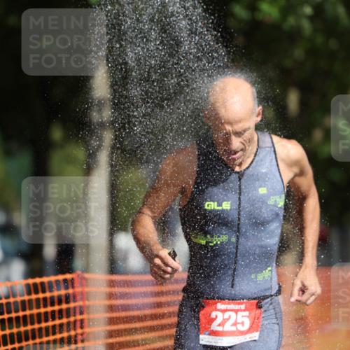 07.09.2025 - 19. Norderstedt Triathlon Michael Strokosch http://msf.ph/oto/8762825 07.09.2025 11:28:38 Laufen 225 meine-sportfotos.de