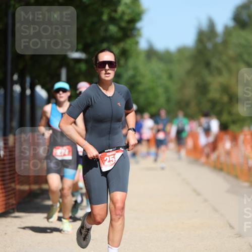 07.09.2025 - 19. Norderstedt Triathlon Michael Strokosch http://msf.ph/oto/8762826 07.09.2025 12:57:00 Laufen 156, 169, 205, 258, 274, 301 meine-sportfotos.de