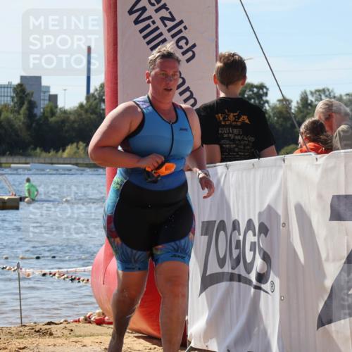 07.09.2025 - 19. Norderstedt Triathlon Luisa Fischer http://msf.ph/oto/8762889 07.09.2025 12:11:51 Schwimmen 159, 187, 304, 742, 750, 1337, 1360 meine-sportfotos.de