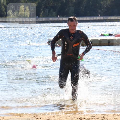 07.09.2025 - 19. Norderstedt Triathlon Luisa Fischer http://msf.ph/oto/8762891 07.09.2025 14:56:08 Schwimmen 431, 1526 meine-sportfotos.de