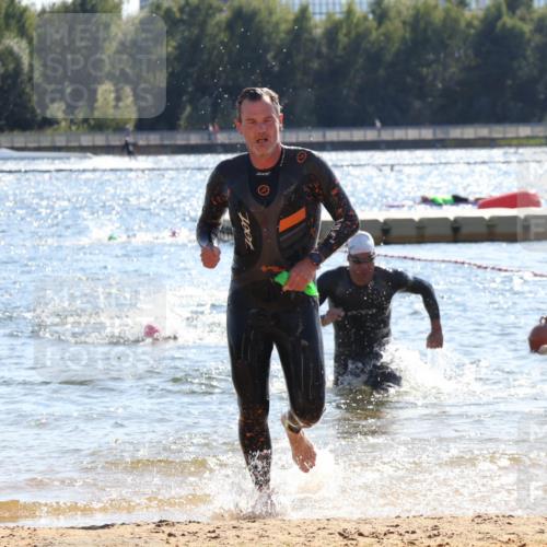 07.09.2025 - 19. Norderstedt Triathlon Luisa Fischer http://msf.ph/oto/8762906 07.09.2025 14:56:08 Schwimmen 431, 1526 meine-sportfotos.de