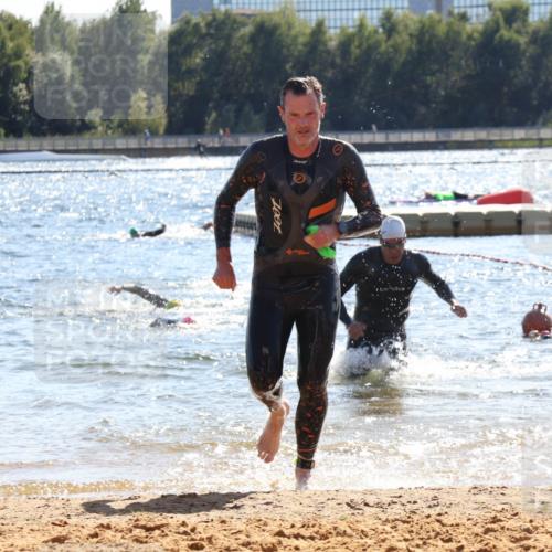 07.09.2025 - 19. Norderstedt Triathlon Luisa Fischer http://msf.ph/oto/8762911 07.09.2025 14:56:09 Schwimmen 431, 1526 meine-sportfotos.de